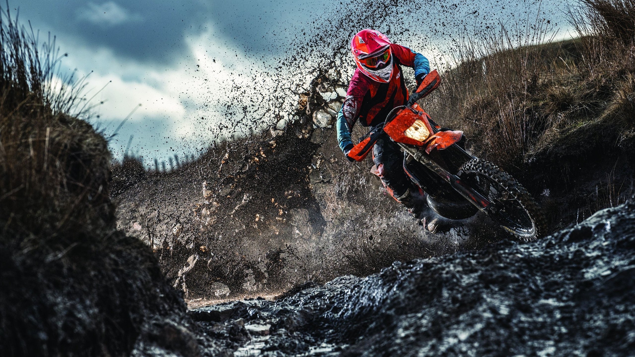 他的“硬汉”风格和“不屈”精神，赢得了全联盟的尊敬！，硬汉的特征